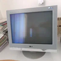 کامپیوتر ومیزصندلی