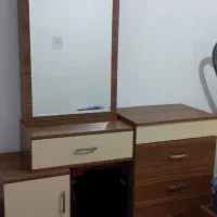 دراور و میزآرایش