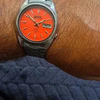 ساعت ییکو پنج آکتوس SS|ساعت|دورود, |دیوار