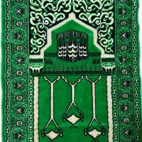 سجاده مخمل وانواع تسبیح فیروزه مروارید میخک چوبی