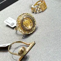 عکاس و ادیتور حرفه ای خانم