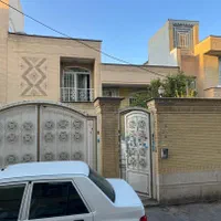 فروش ویلایی/یک طبقه/با سوییت مجزا|فروش خانه و ویلا|شیراز, شهرک امیر کبیر|دیوار