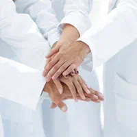 مشاوره رایگان پوست و مو