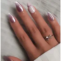 استخدام ناخن کار حرفه ای