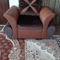 یک عددمبل راحتی چرم پارچه درحدنو|مبلمان خانگی و میز عسلی|ارومیه, |دیوار