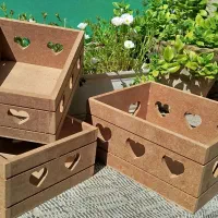 جعبه های چوبی قلبی