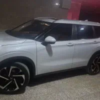 میتسوبشی اوتلندر اچ لاین دودف