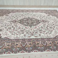 فرش کرم در حد نو|فرش|ایلام, |دیوار
