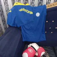لباس ودستکش ورزشی وشو