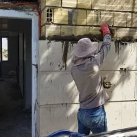 نیازمند شاگرد کاشی کار