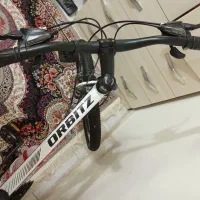 یه عدد دوچرخه 24تنه بلند ORBITZکاملانو