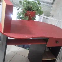 میز و صندلی ناخن|آرایشگاه و سالن‌های زیبایی|صدرا-فارس, فاز ۲|دیوار