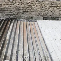 یک عدد میکسر بتنیر و ۳۵عدد قالب تیرباغی