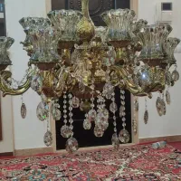 یک عدد لوستر برنجی درحد