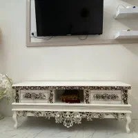 میز تلوزیون در حد نو