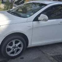 جک j5دنده 92|خودرو سواری و وانت|یزد, |دیوار