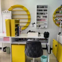 فروش میز ناخن کمد دار و استندرو میزی و دیواری|آرایشگاه و سالن‌های زیبایی|تهران, تهرانپارس غربی|دیوار