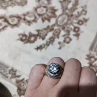 انگشتر. موزانایت