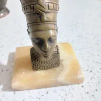 باسلام یک عددمجسمه مصری خیلی قدیمی