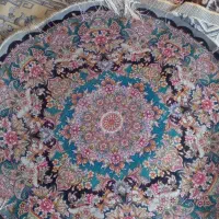فرش دستباف اندازه۱/۱دایره۹۵درصدابریشم بافته شده