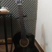 گیتار فندر چینی (اورجینال نیست) تخفیف تا امشب