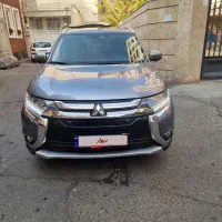 میتسوبیشی اوتلندر ۲۰۱۷ تیپ پنج
