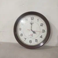 ساعت دیواری