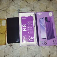 فروش یک دستگاه تلفن همراه ویک تبلت