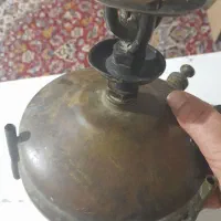 یک چراغ قدیمی و عتیقه ویک دندان|کلکسیون اشیاء عتیقه|تهران, چیتگر جنوبی|دیوار