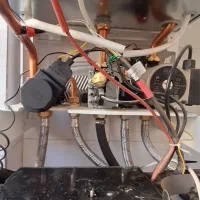 تعمیرات پکیج سرویس آبگرمکن بخاری نصاب کولرگازی