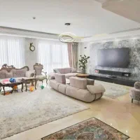 ۱۰۹ متــر /۴ ساله /سالن پرده خور /تاپ لوکیشن منطقه