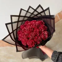 گل رز روبانی زیبا