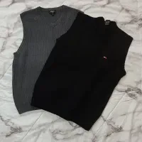 دو عدد پلیور بافت کاملا نو