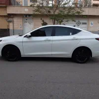 KMC J7 مدل ۱۴۰۲ به رویت صفر واقعی