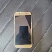 گوشی  A7 2017 فوق العاده تمیز