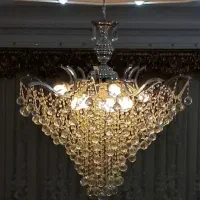 لوستر کریستال|لوستر و چراغ آویز|قم, کلهری|دیوار