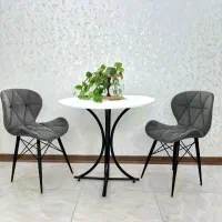 میز و صندلی