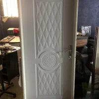 درب و چارچوب اتاقی