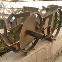 چرخ آهنی تیلر