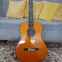 گیتار یاماها c70