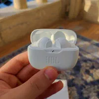 ایرپاد جی بی ال در حد نو JBL wave beam|لوازم جانبی موبایل و تبلت|تهران, باغ خزانه|دیوار