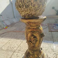 پایه گل /کنارسالنی دوعدد،وگلدان طلایی سالم|صنایع دستی و سایر لوازم تزئینی|مشهد, پنجتن|دیوار