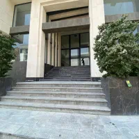 ۷۵ متری / ۲ خواب / پارکینگ / کمالی/