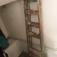 نردبان چارپایه