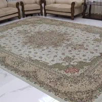 فرش ۱۲متری  خوش رنگ در حد نو