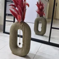 گلدان و گیاه تزئینی