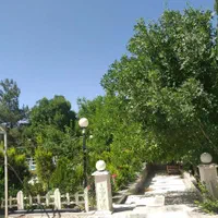 اجاره روزانه/هفتگی/ باغ در خان زنیان|اجارهٔ کوتاه‌مدت ویلا و باغ|شیراز, آبیاری|دیوار