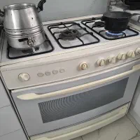 اجاق گاز فر کاملا سالم