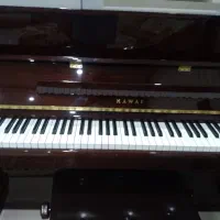 پیانو آکوستیک سالم تازه کوک شده|پیانو، کیبورد، آکاردئون|قزوین, |دیوار