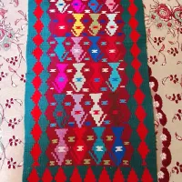 گلیم یک درنیم وبزرگتر